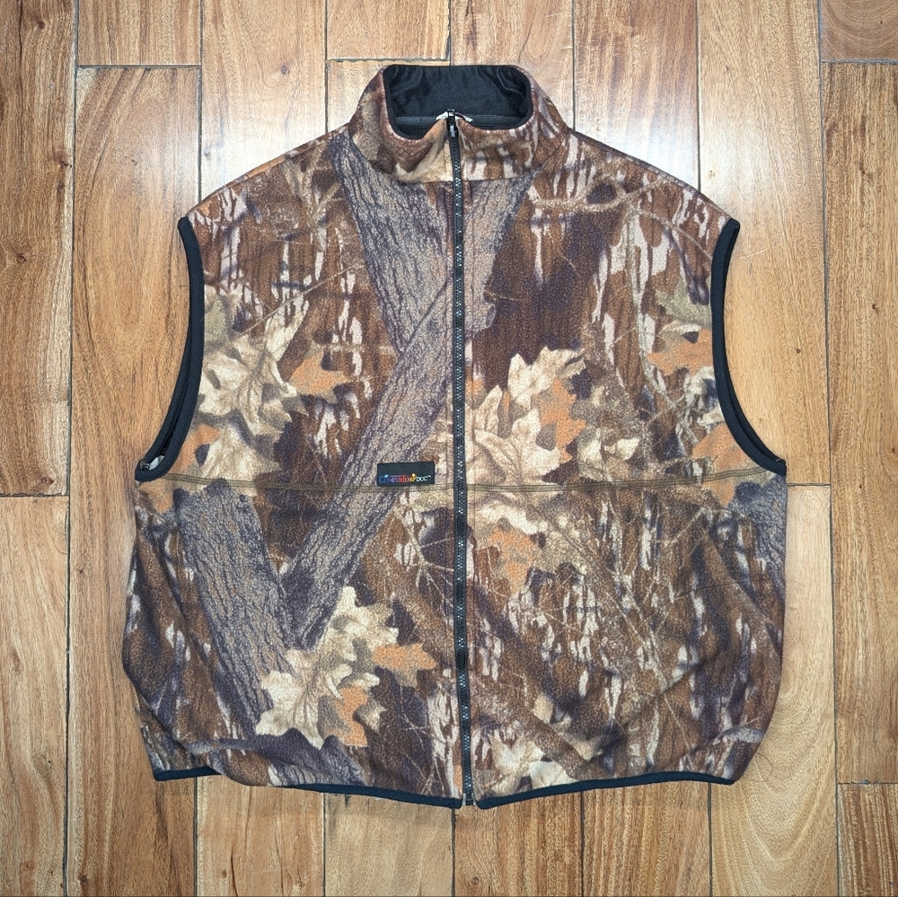 Due North 80's Forest Camo Vest (XL)